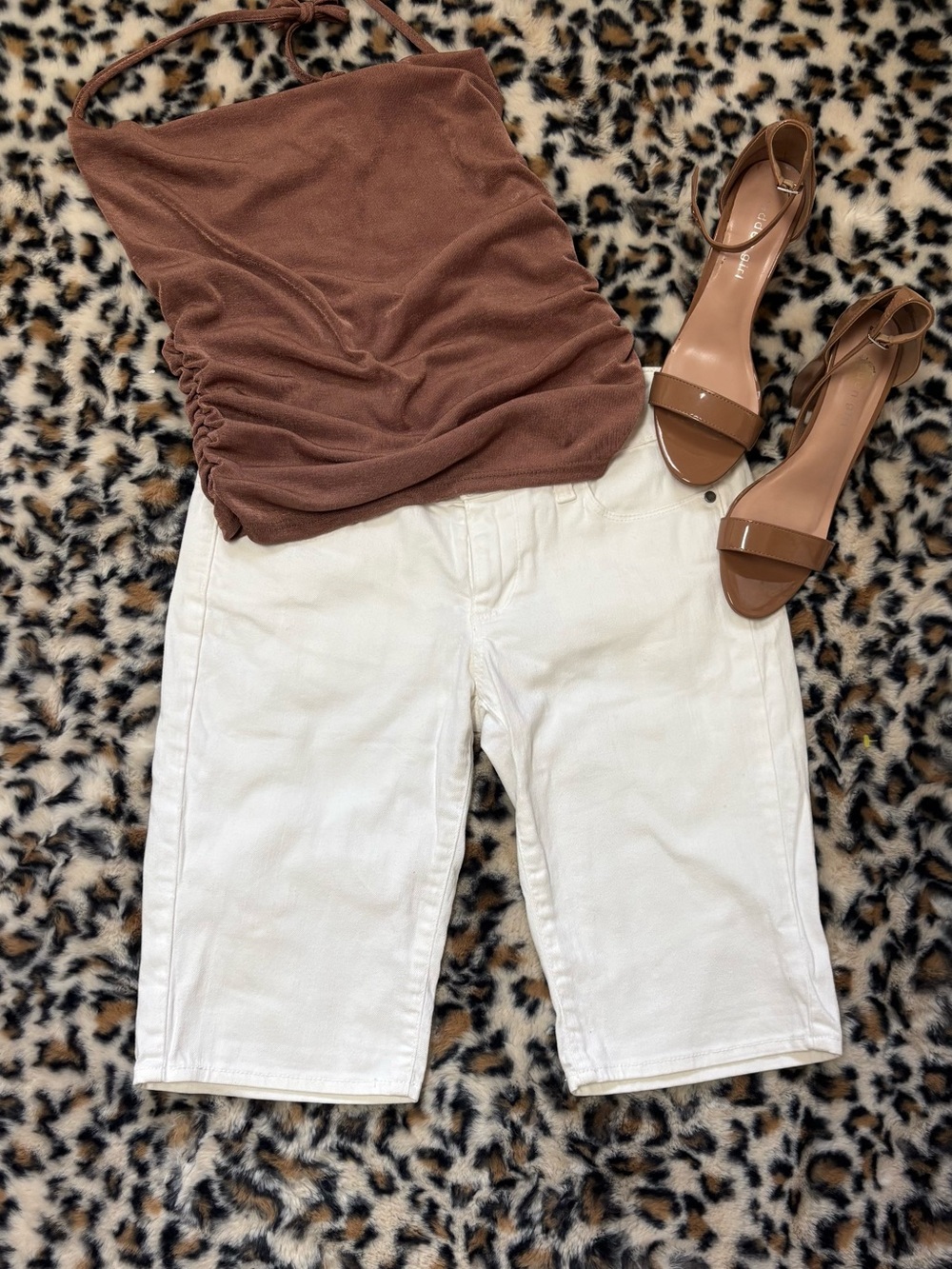 Paige White Women's Knee-Length Cotton Bermudas